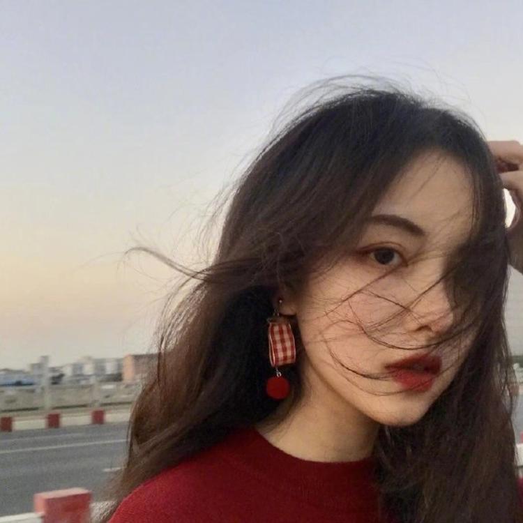 神谷熏（身份：神谷活心流代理师父、女主角） - 无广告纯净版在线观看 - 云端影视